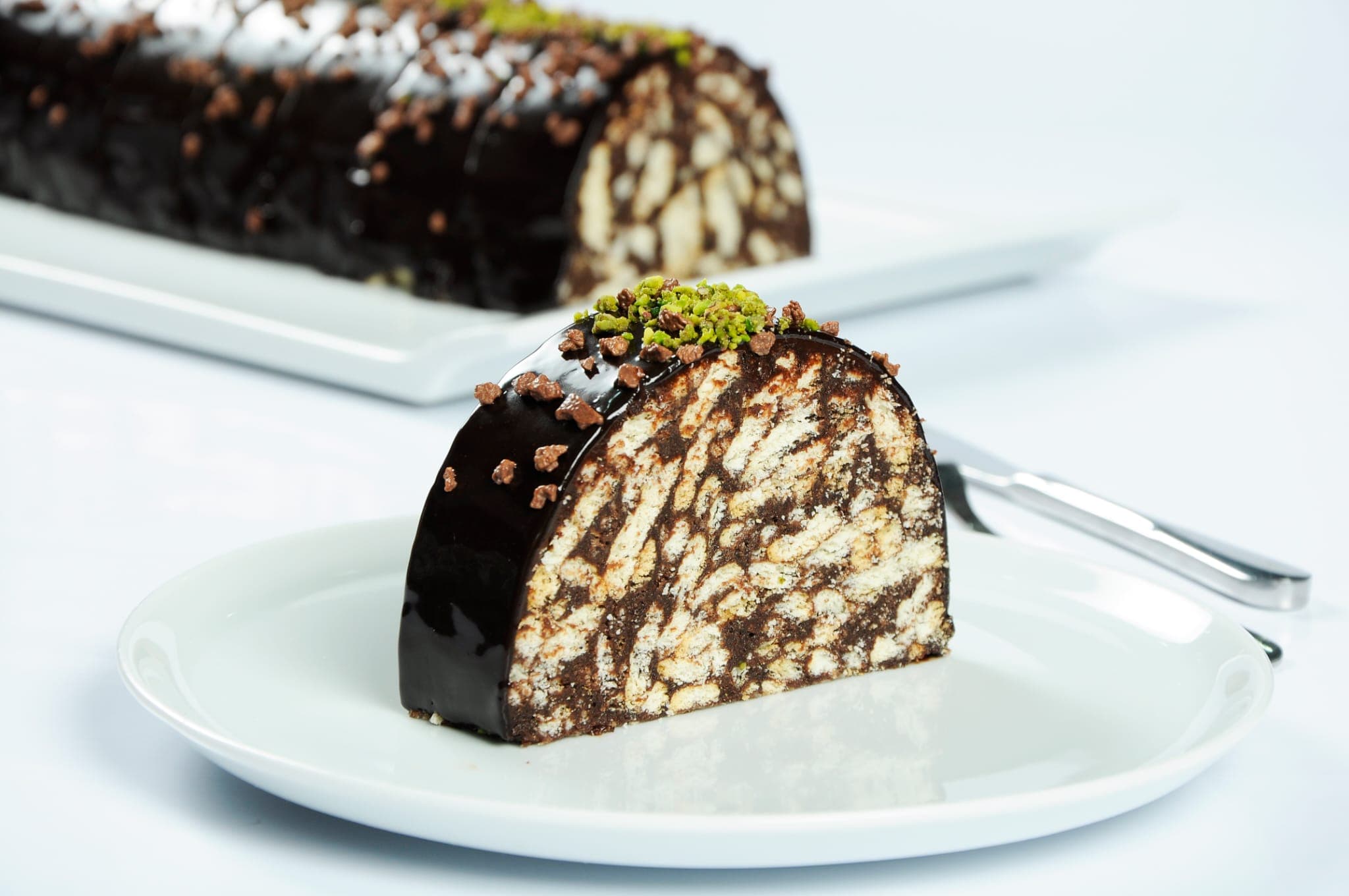 ElysonSweets tarafından özel olarak hazırlanmış, arka fonsuz bir pasta görseli